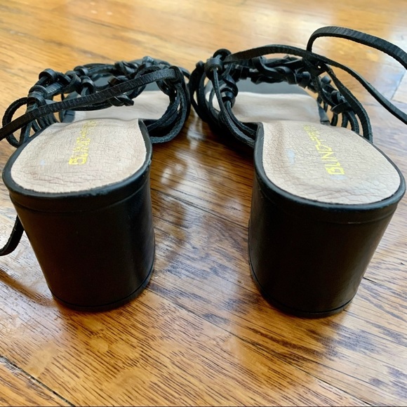 New BLIND-FAITH Simple Wraparound Black Strappy Block Heel Sandal | Size 7.5 - Picture 5 of 7